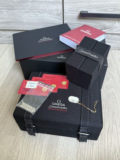 Omega Speedmaster Pro White Saffier