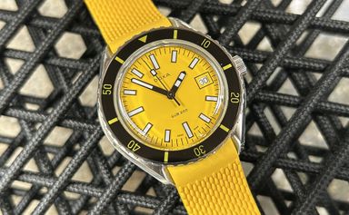 Doxa Sub 200 - Geel - €750