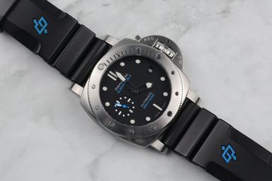 Panerai Submersible PAM00973