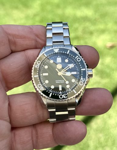 TK: San Martin darkgreen dial